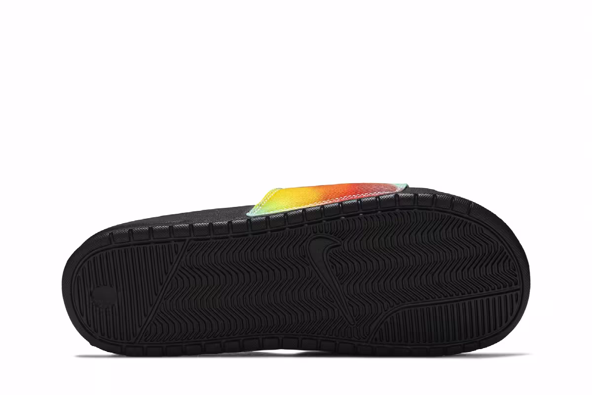 Nike Benassi JDI Tie-Dye, view 5