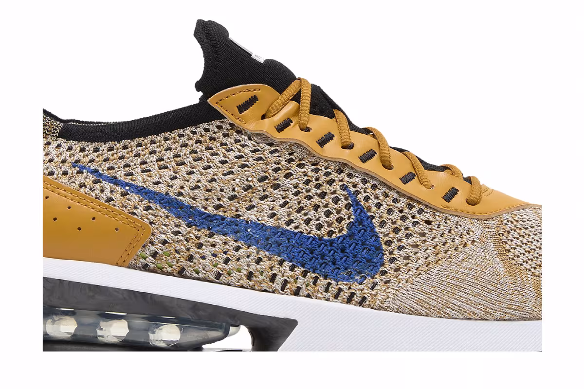 Nike Air Max Flyknit Racer Elemental Gold, view 3