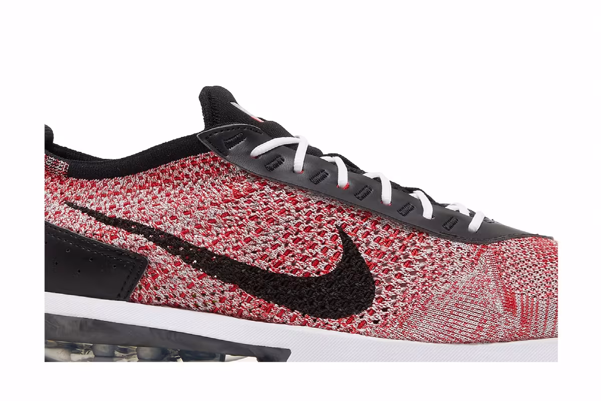 Nike Air Max Flyknit Racer University Red, view 3