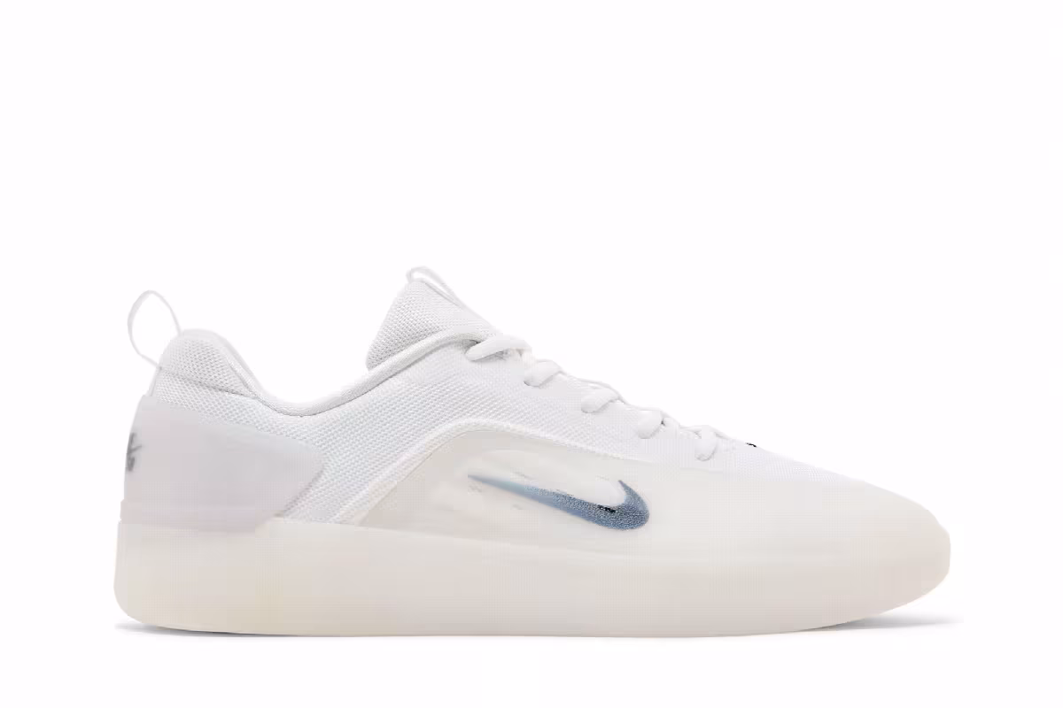 Nike Zoom Nyjah 4 SB White Black, view 2