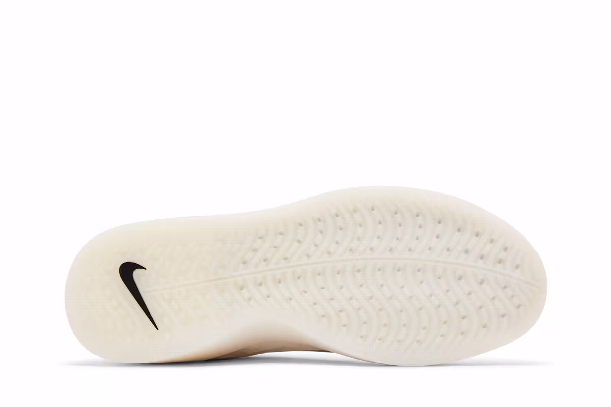 Nike Zoom Nyjah 4 SB White Black, view 5