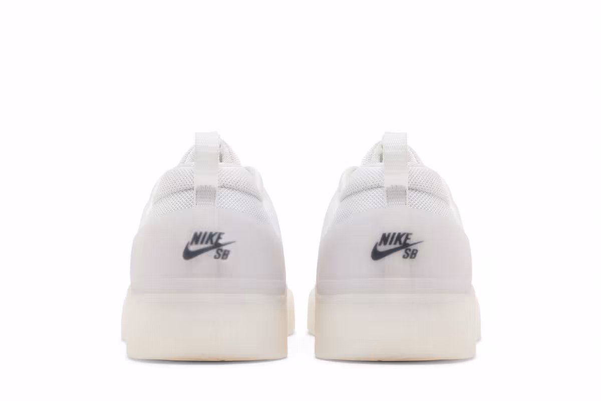 Nike Zoom Nyjah 4 SB White Black, view 7