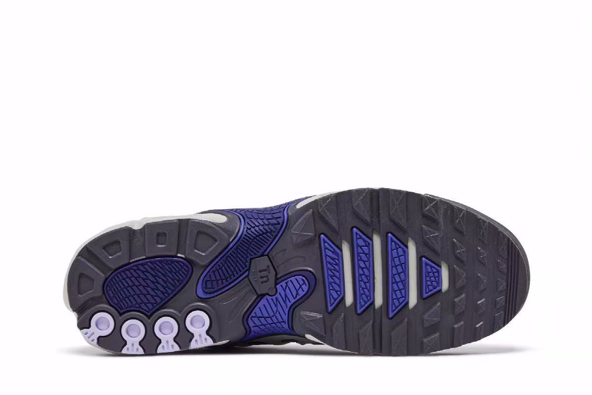 Nike Men's Air Max Plus Drift Concord, view 5