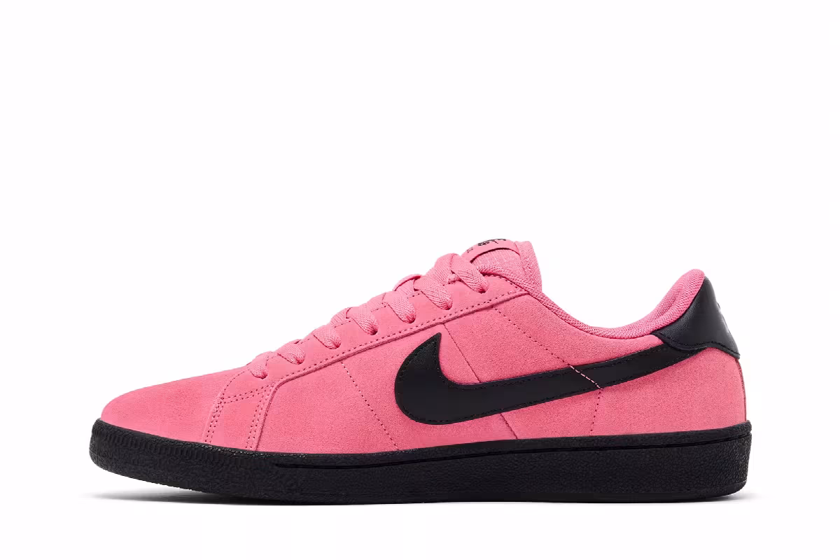 Nike Tennis Classic SB Hyper Pink Black, view 4