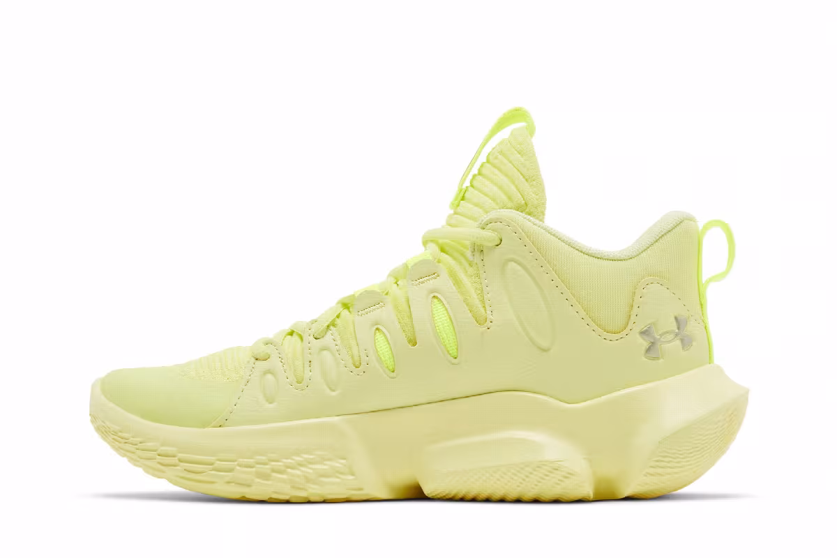 Under Armour Women's Flow Breakthru 4 Sonic Yellow Metallic Pewter, view 4