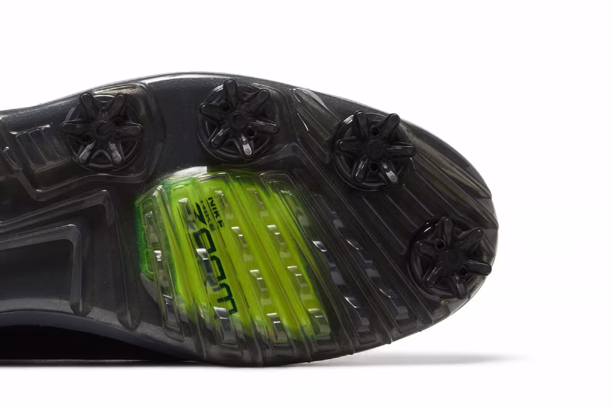 Nike Air Zoom Victory Tour Triple Black, view 6