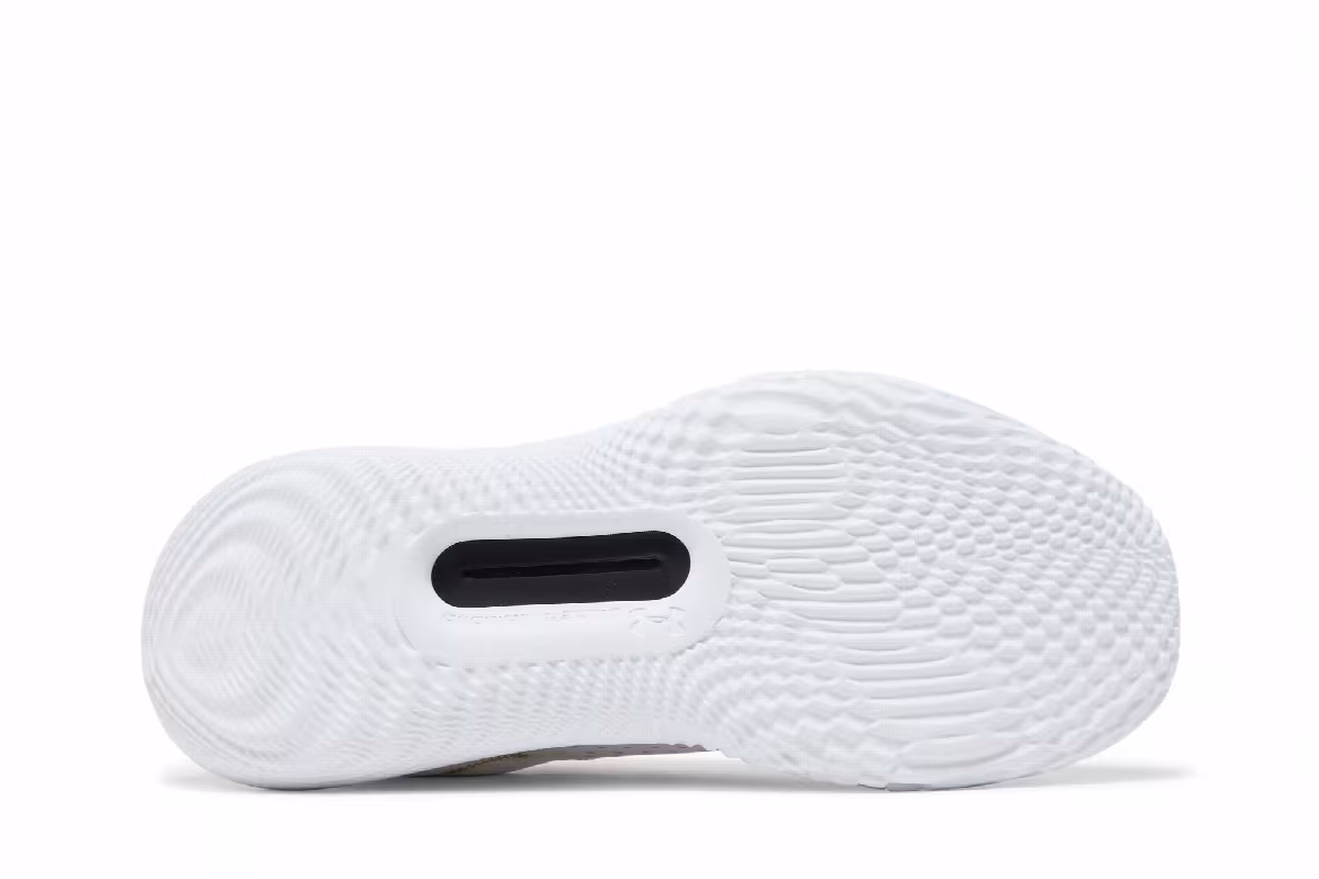 Under Armour Flow FUTR X White Metallic Gold, view 5
