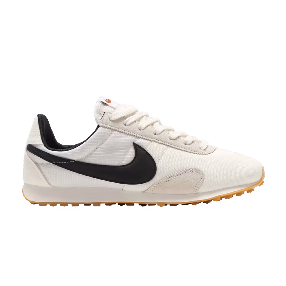 Nike Women's Pre Montreal Racer Vintage Sail Gum
