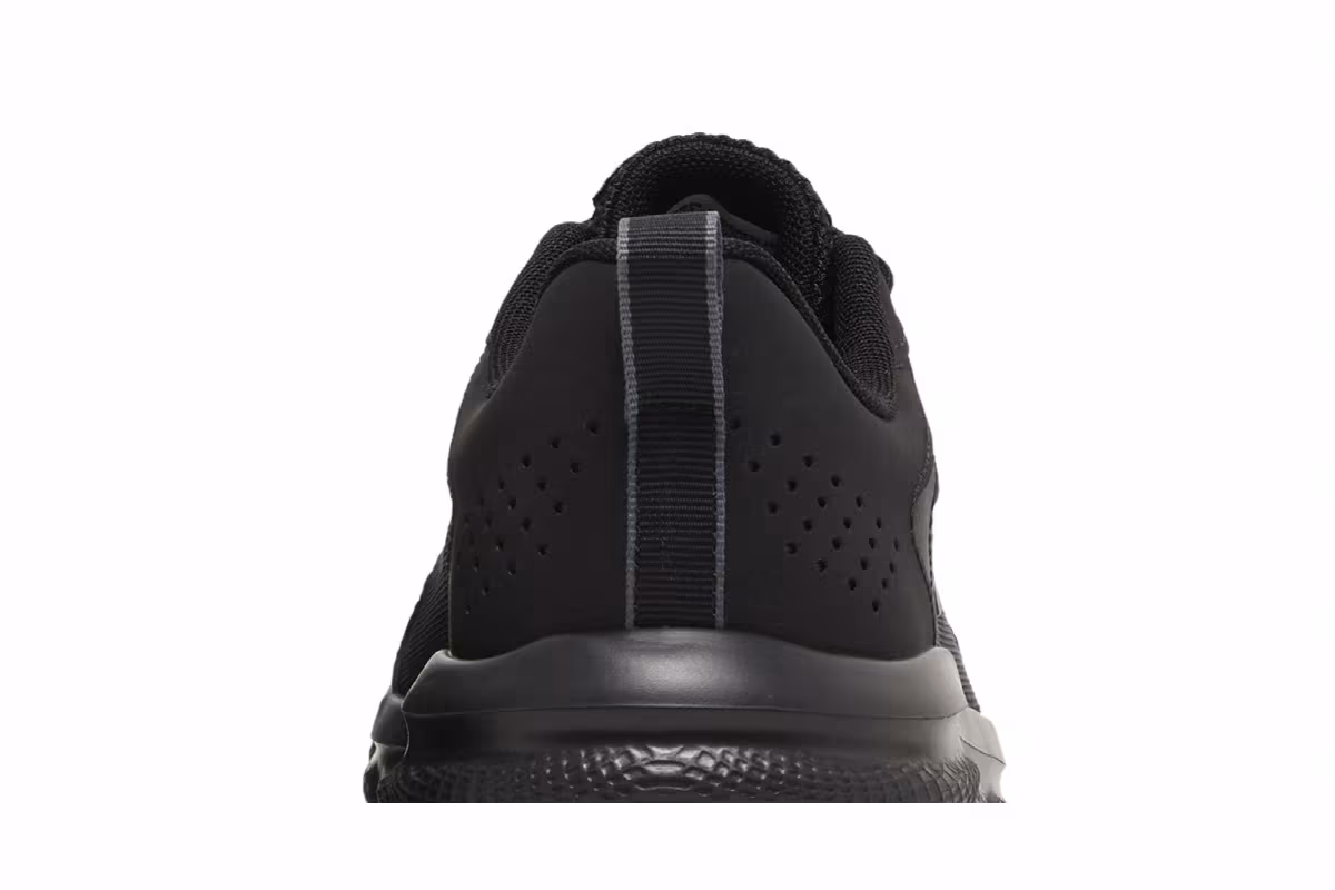 Under Armour Charged Assert 9 4E Wide Triple Black, view 8