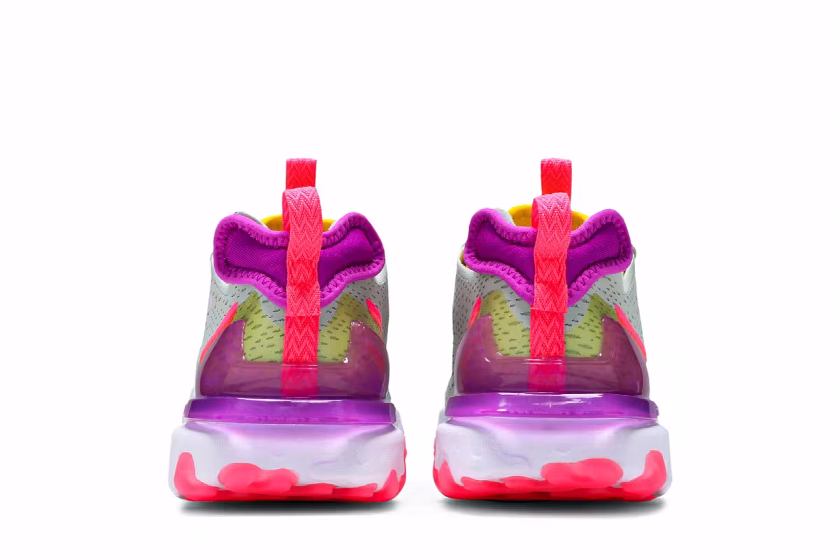 Nike Women's React Vision Pistachio Frost, view 7