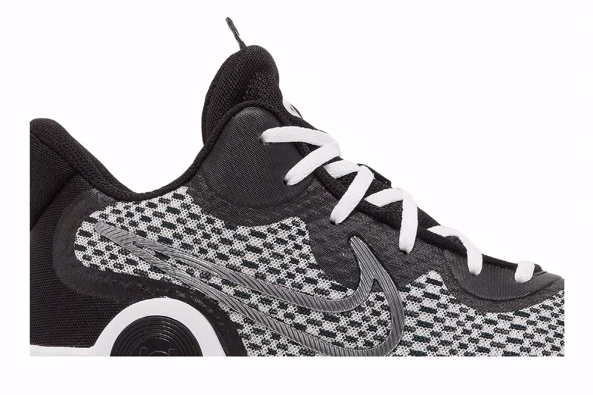 Nike KD Trey 5 IX Black Metallic Cool Grey, view 3