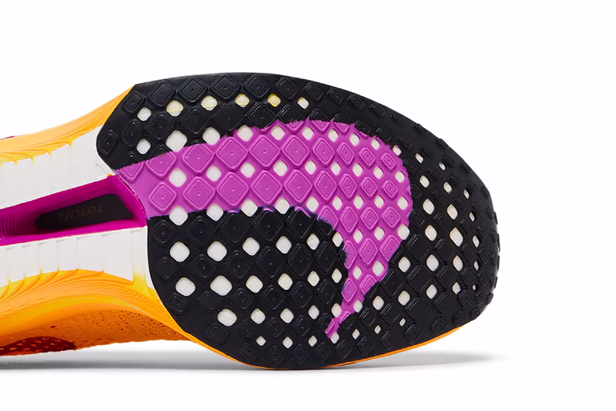 Nike Women's ZoomX VaporFly Next% 3 Laser Orange, view 6