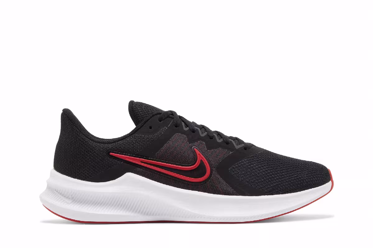 Nike Downshifter 11 Bred, view 2