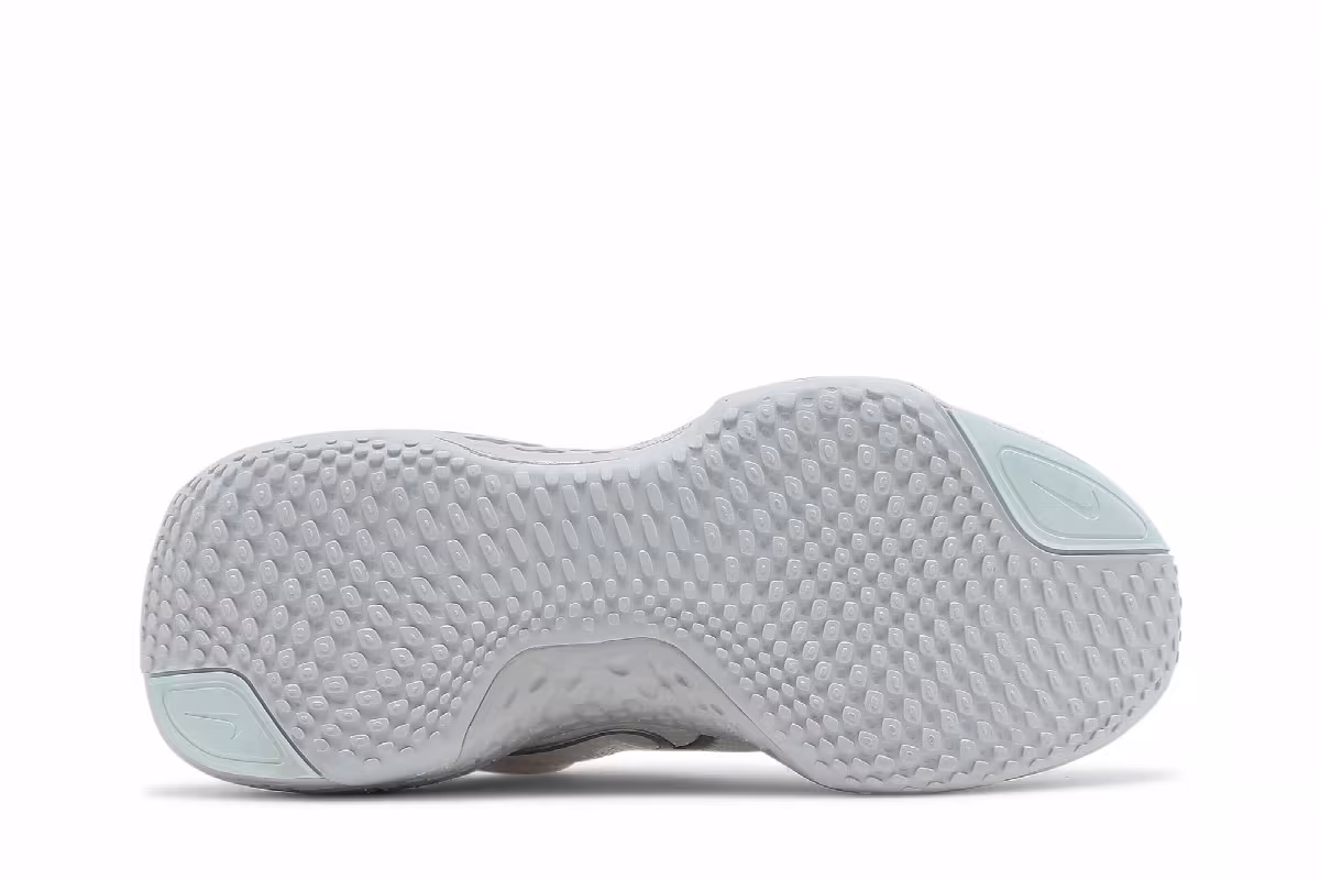 Nike ZoomX Invincible Run Flyknit White Metallic Silver, view 5
