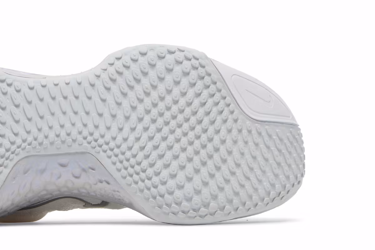 Nike Women's ZoomX Invincible Run Flyknit White Metallic Silver, view 6