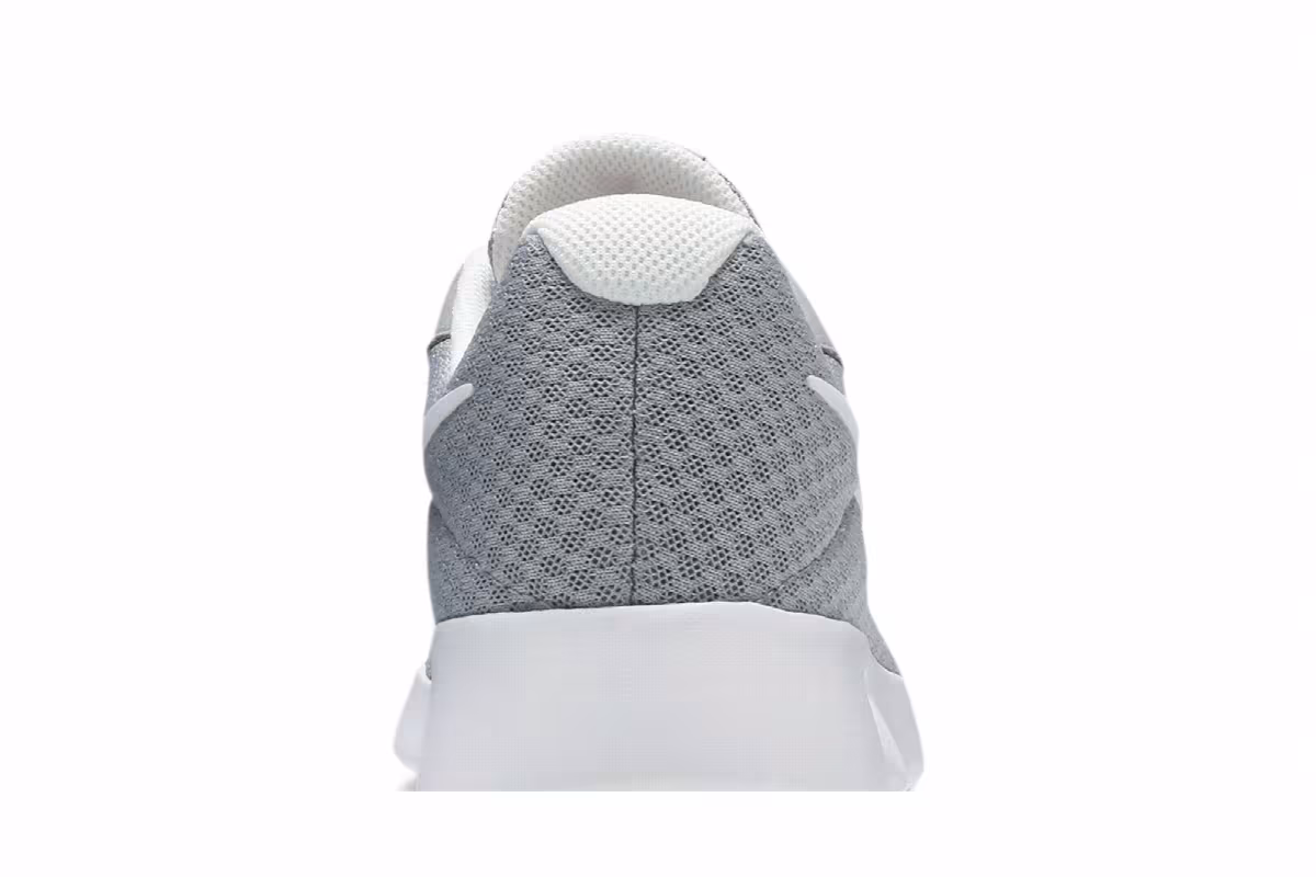 Nike Women's Tanjun Wolf Grey, view 8