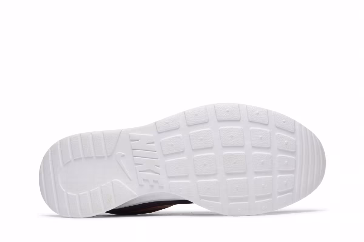 Nike Women's Tanjun Burgundy Ash, view 5