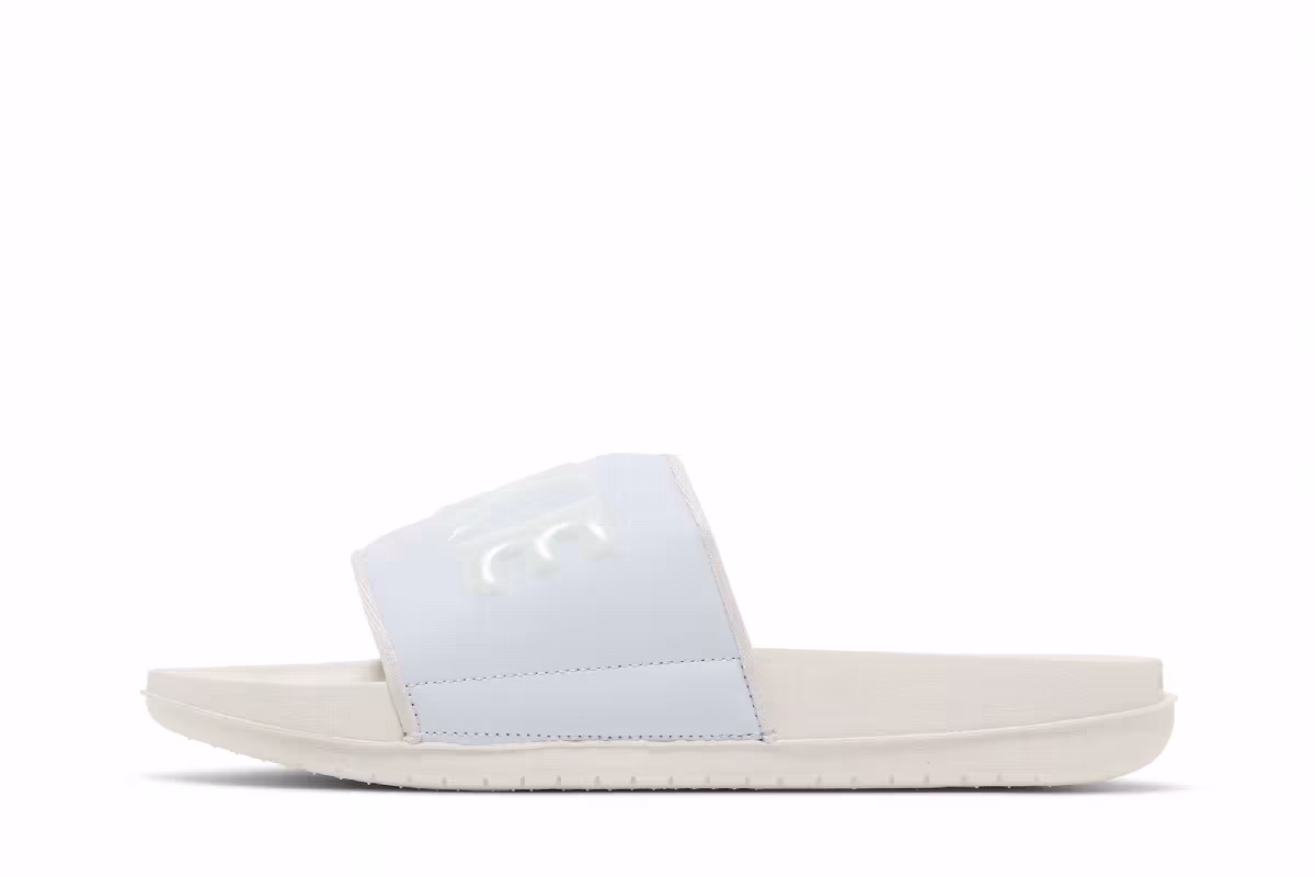 Nike Women's Offcourt Slide Phantom Barely Green, view 4