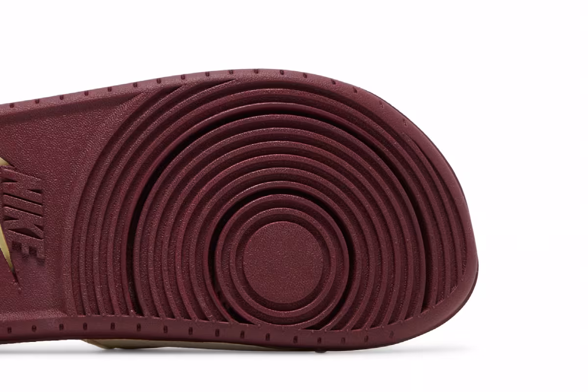 Nike Women's Offcourt Slide Cashmere, view 6