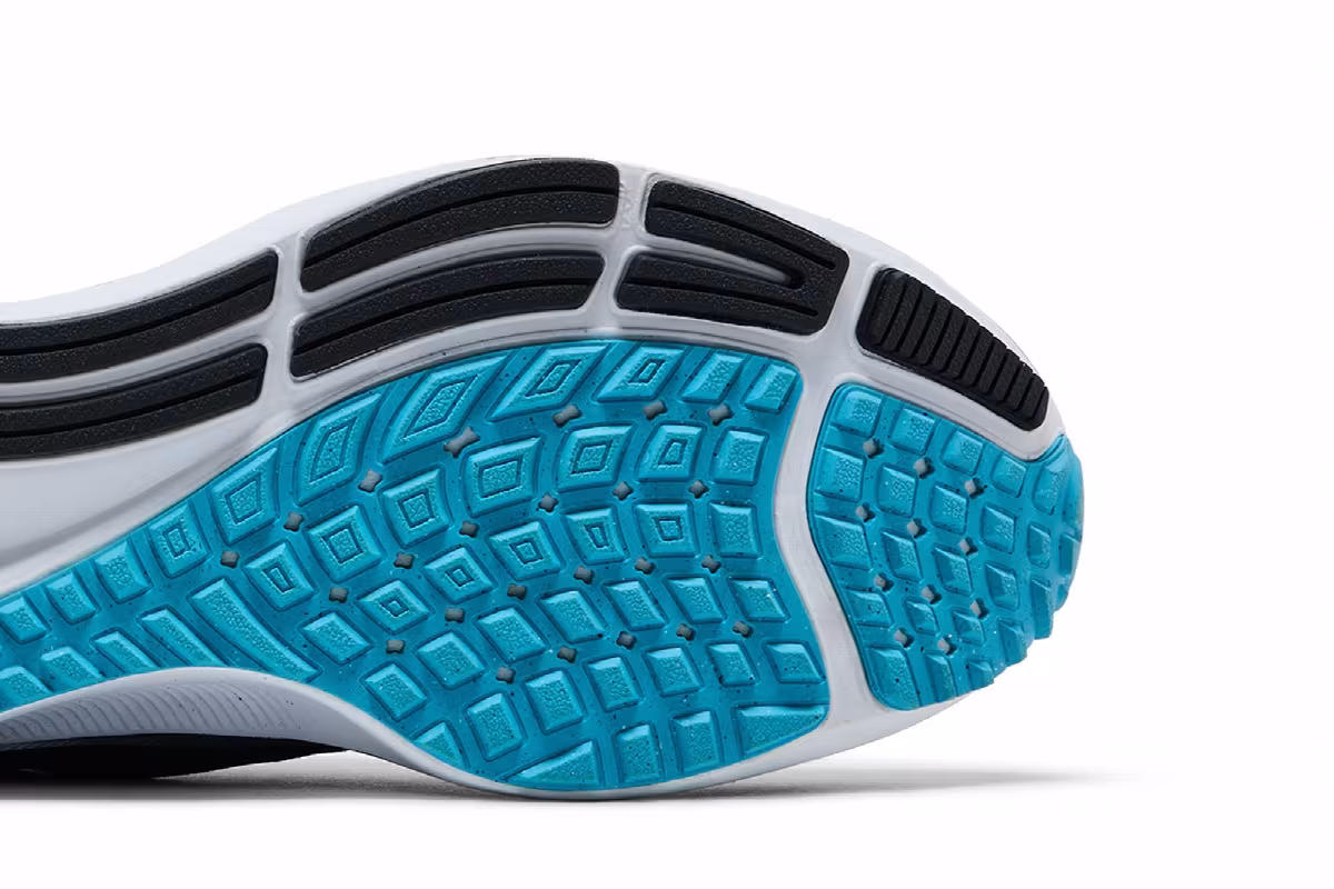 Nike Air Zoom Pegasus 37 Off Noir Light Blue Fury, view 6