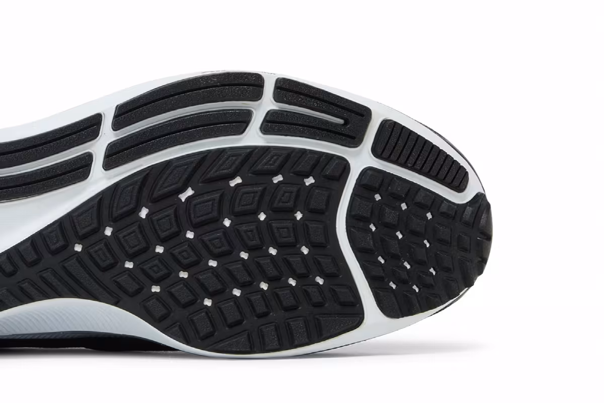 Nike Air Zoom Pegasus 37 TB Black White, view 6