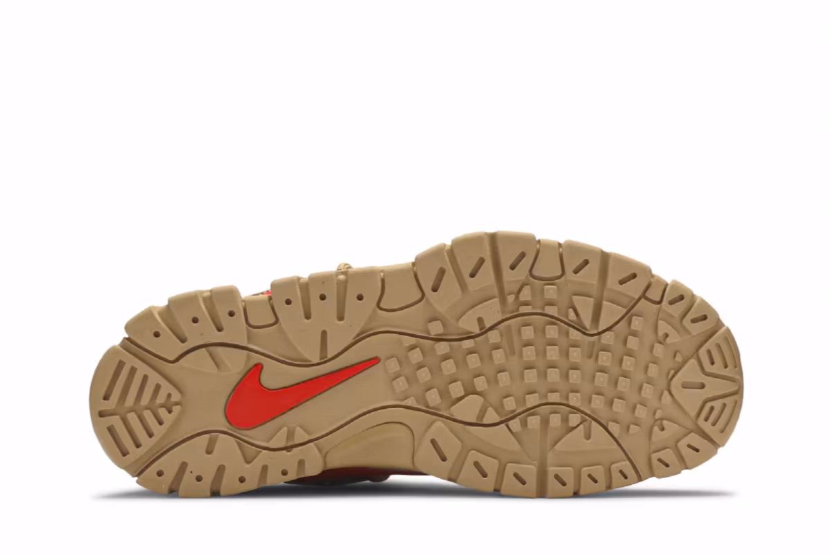 Nike Air Barrage Low Wheat, view 5