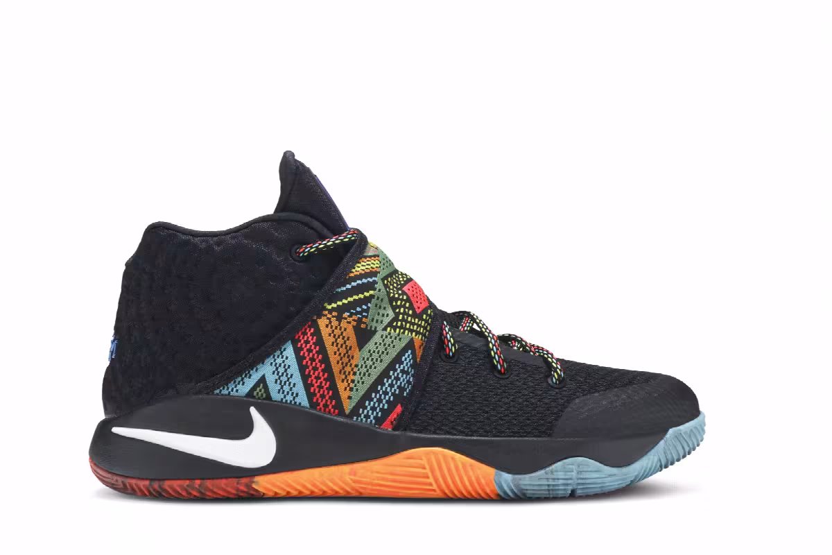 Nike Kyrie 2 GS BHM, view 2