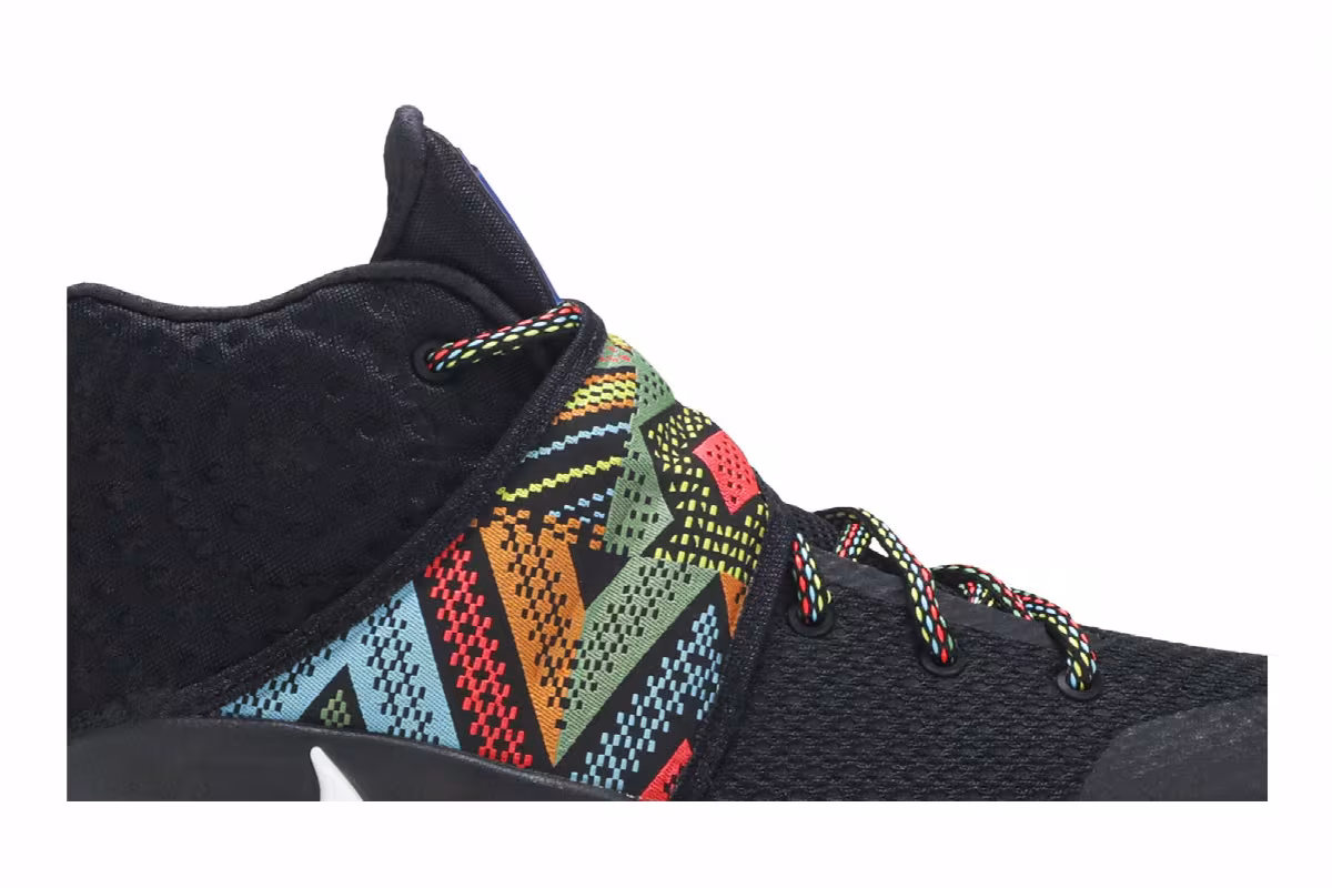Nike Kyrie 2 GS BHM, view 3