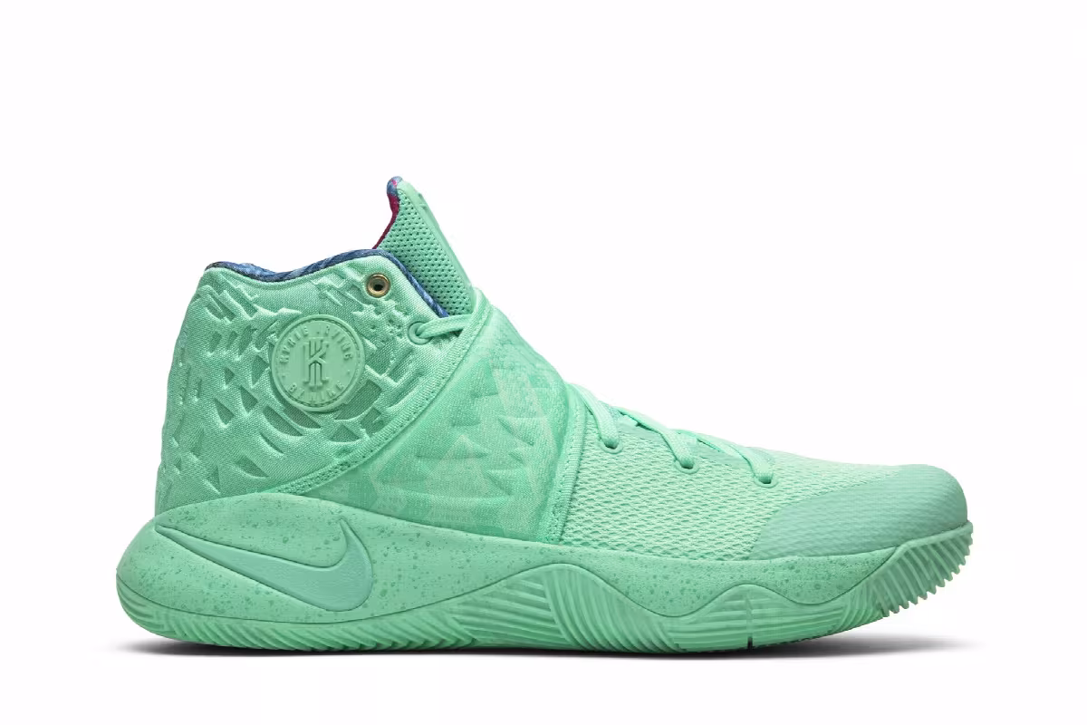 Nike Kyrie 2 EP What The, view 2