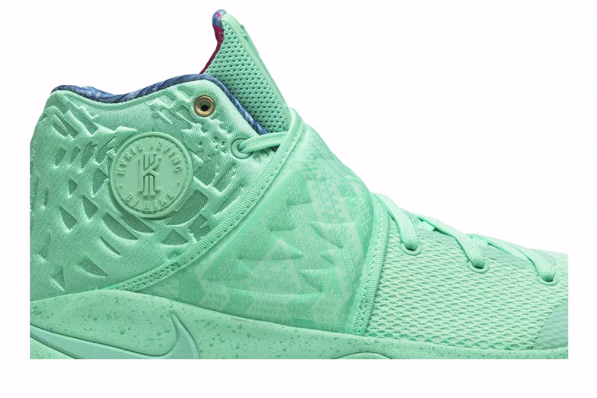 Nike Kyrie 2 EP What The, view 3