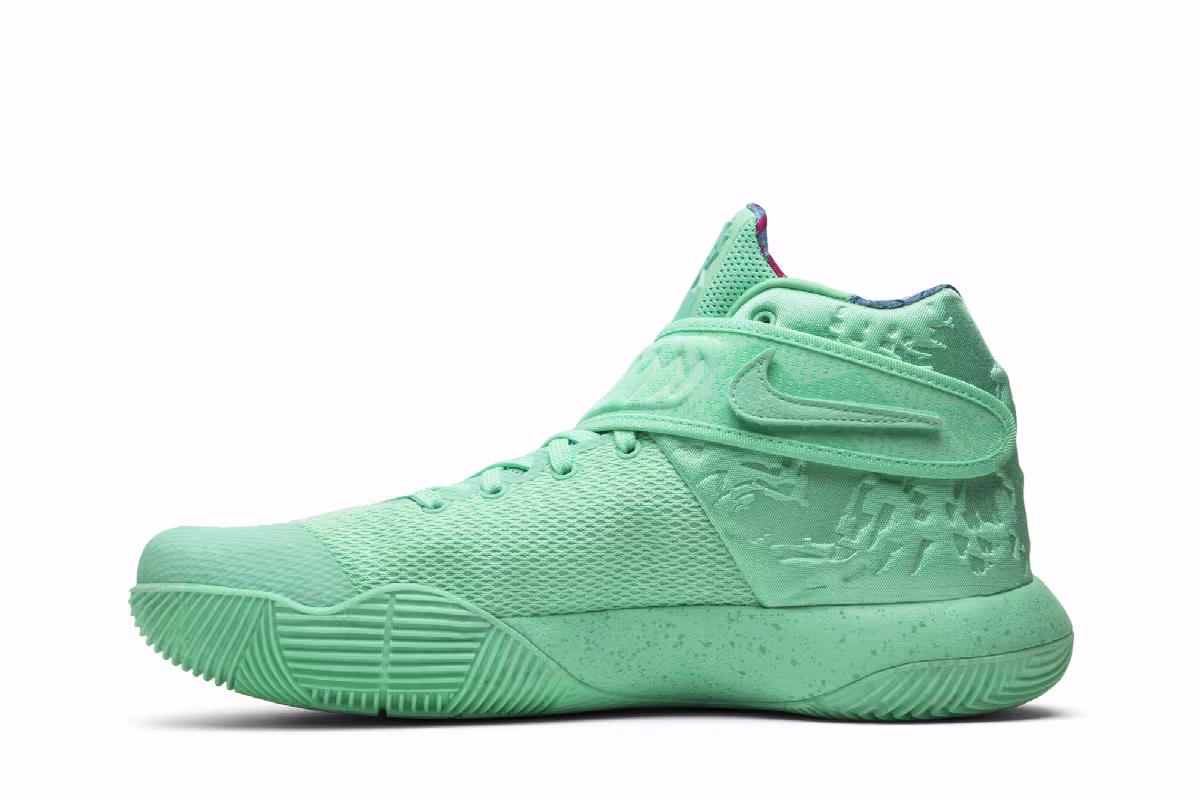 Nike Kyrie 2 EP What The, view 4