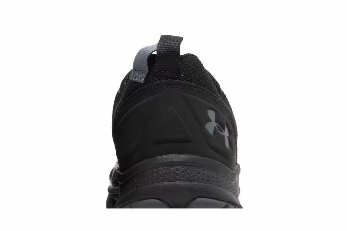 Under Armour Micro G Strikefast Black Pitch Grey, view 8