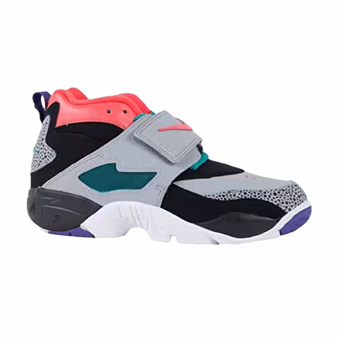 Nike Air Diamond Turf 'Wolf Grey Crimson'