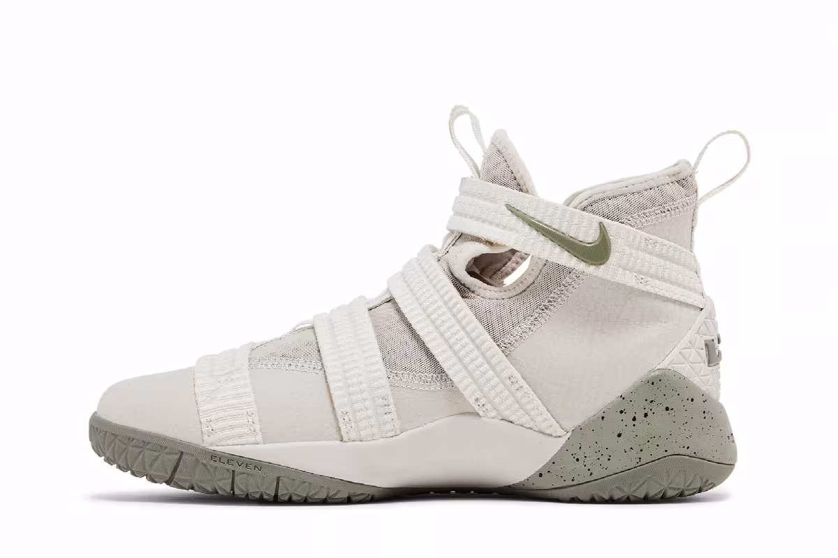 Nike Lebron Soldier 11 GS, view 4