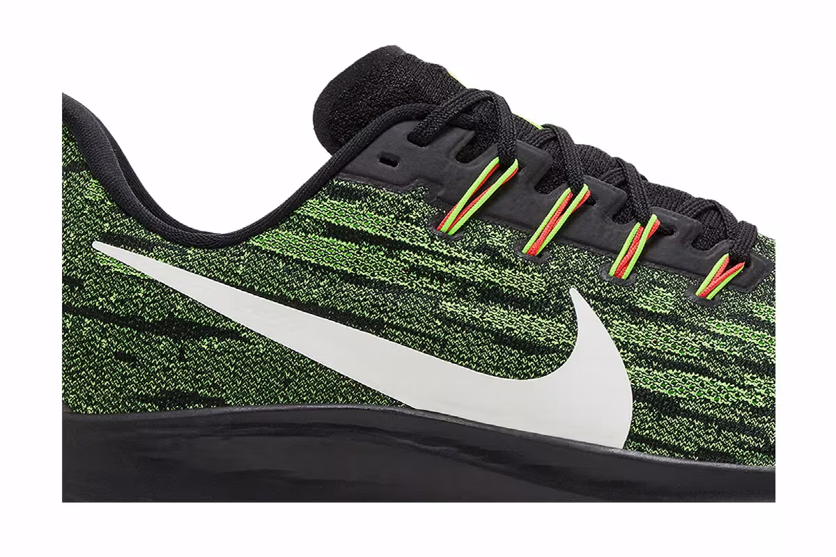 Nike Air Zoom Pegasus 36 Green Glow, view 3