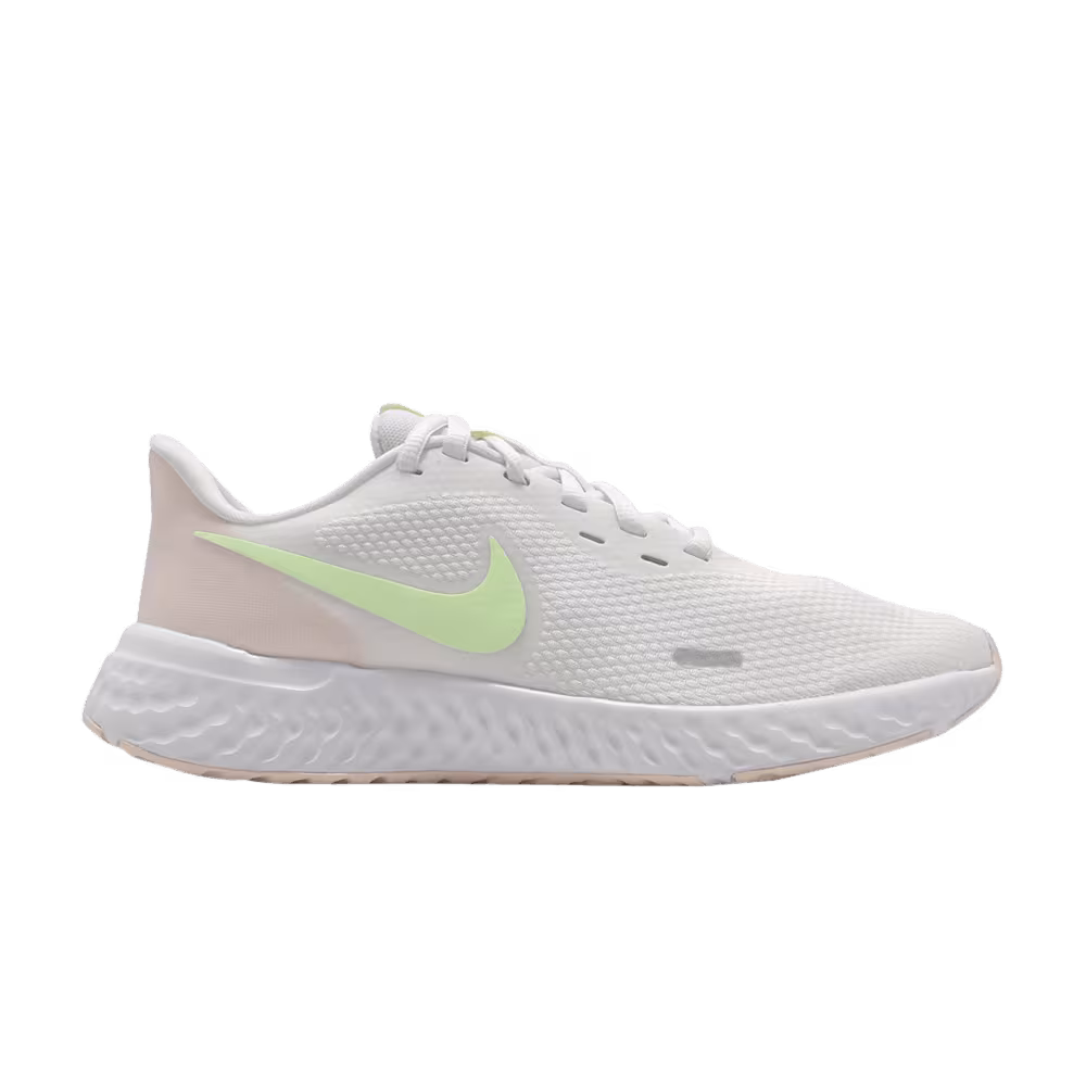 Nike Women's Revolution 5 Summit White