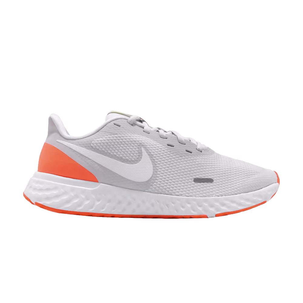 Nike Revolution 5 Pink Blast