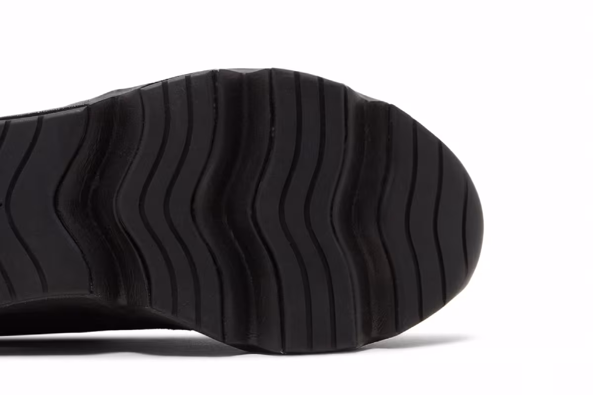 Nike Women's RYZ 365 2 Triple Black, view 6