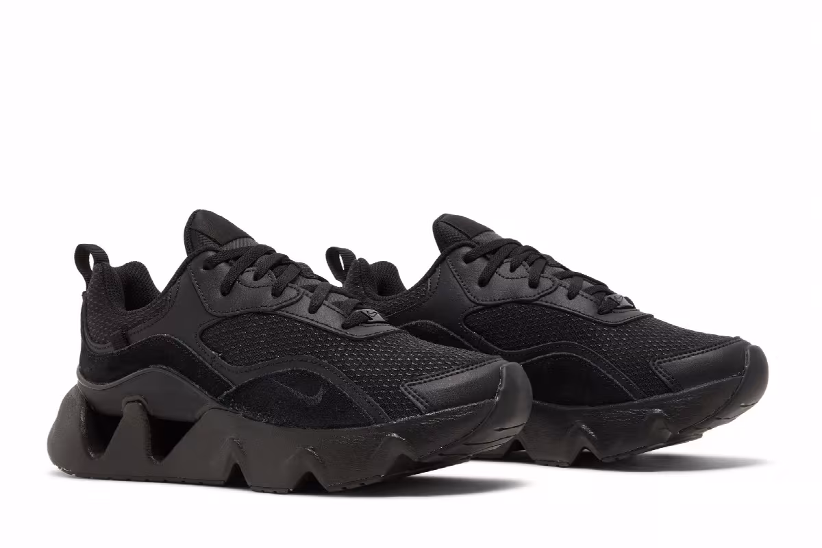 Nike Women's RYZ 365 2 Triple Black, view 9