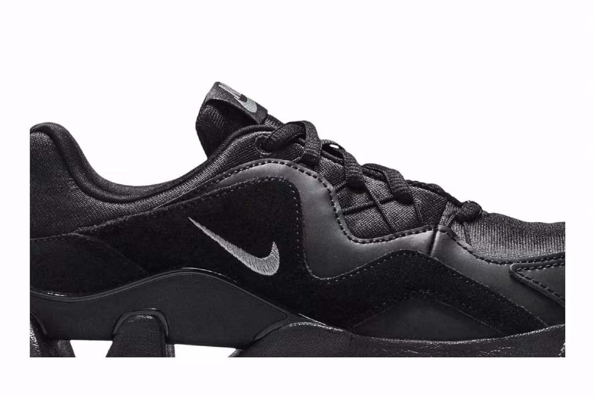Nike Women's RYZ 365 Black Metallic Grey, view 3