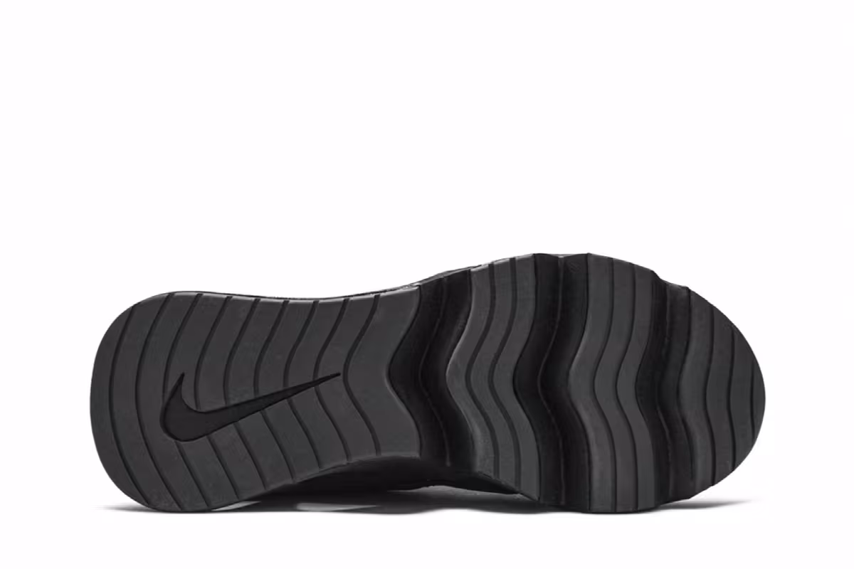 Nike Women's RYZ 365 Black Metallic Grey, view 5