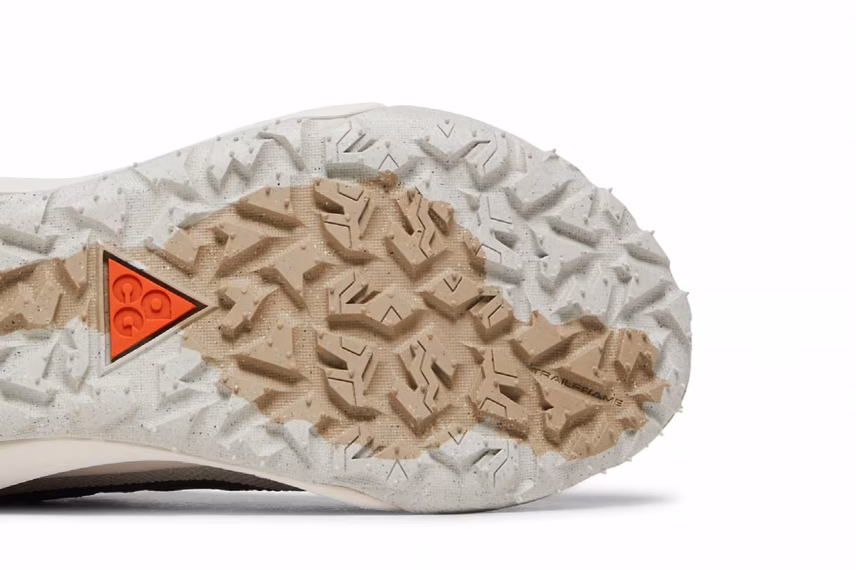 Nike ACG Mountain Fly 2 Low GORE-TEX Dark Smoke Grey, view 6