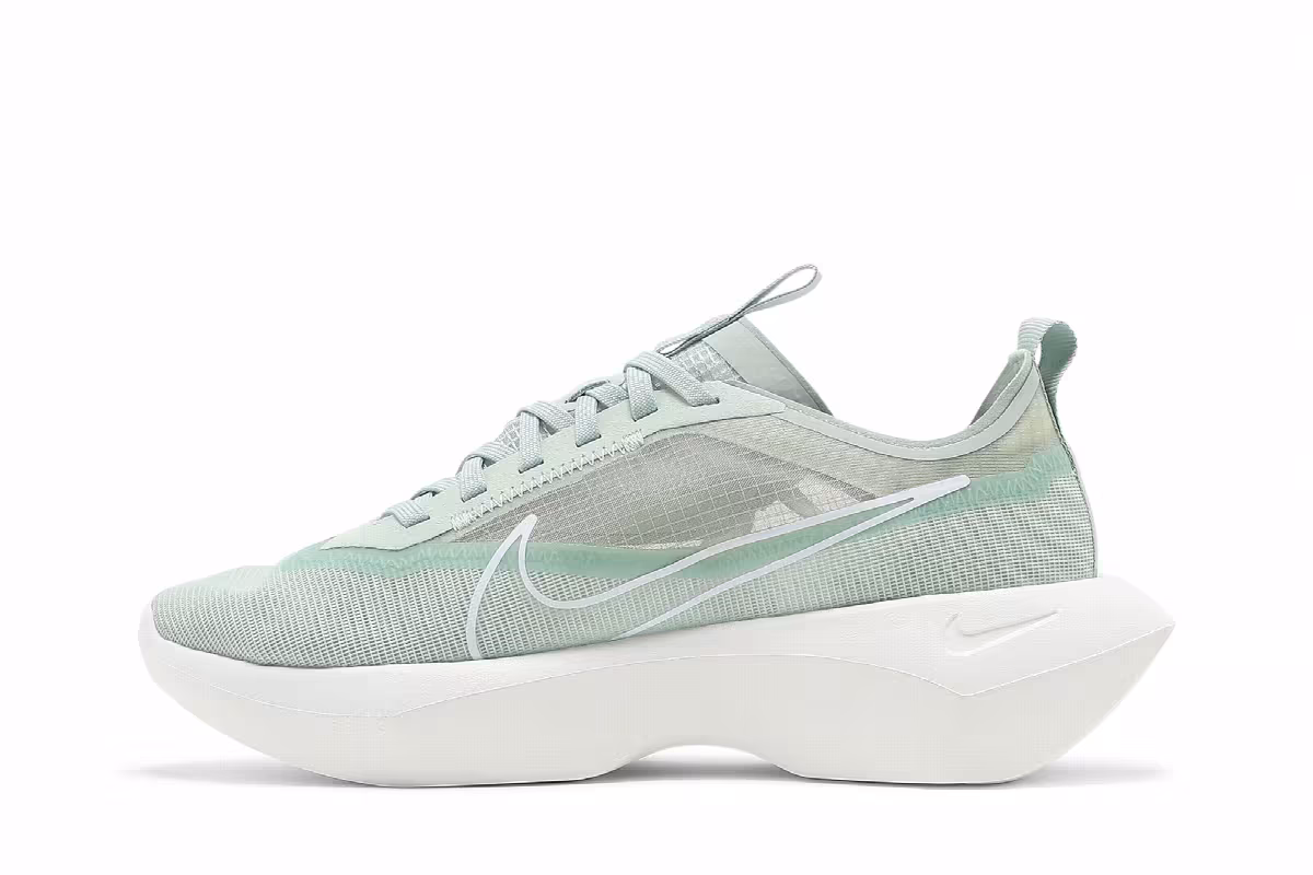 Nike Women's Vista Lite Pistachio Frost, view 4