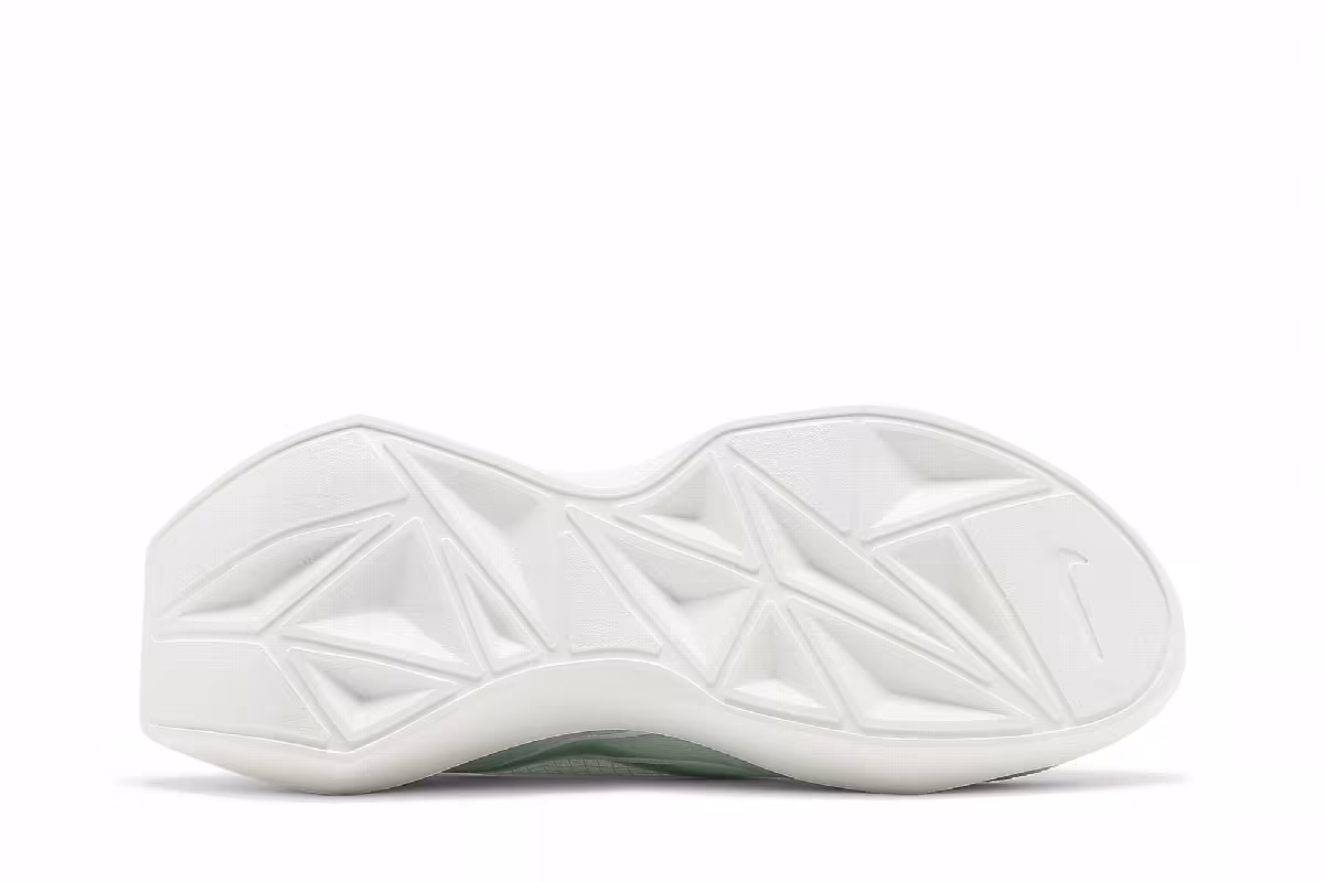 Nike Women's Vista Lite Pistachio Frost, view 5
