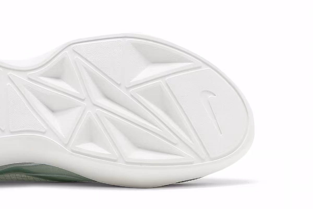 Nike Women's Vista Lite Pistachio Frost, view 6