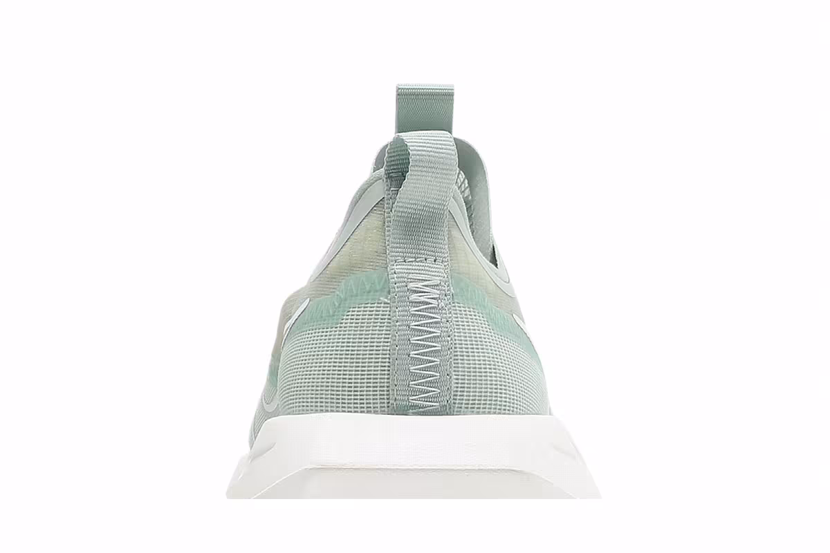 Nike Women's Vista Lite Pistachio Frost, view 8