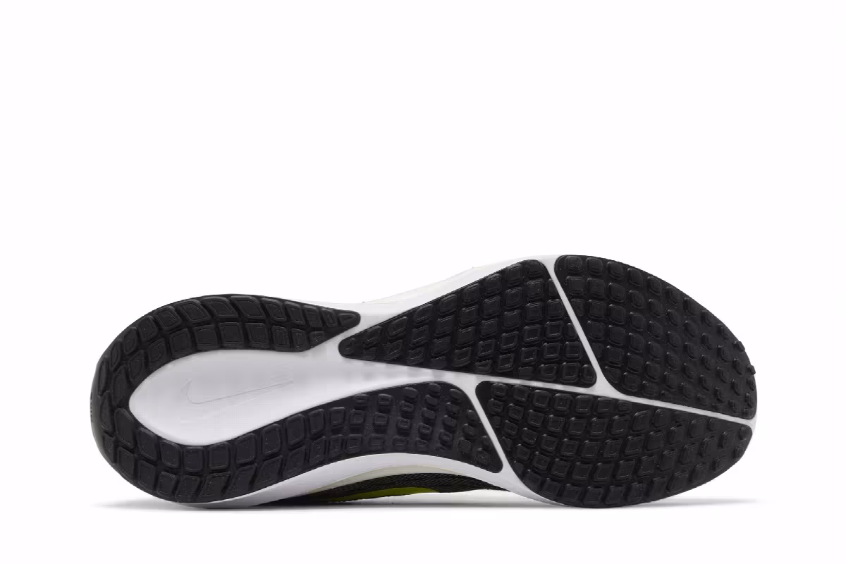 Nike Vomero 17 Black Volt, view 5