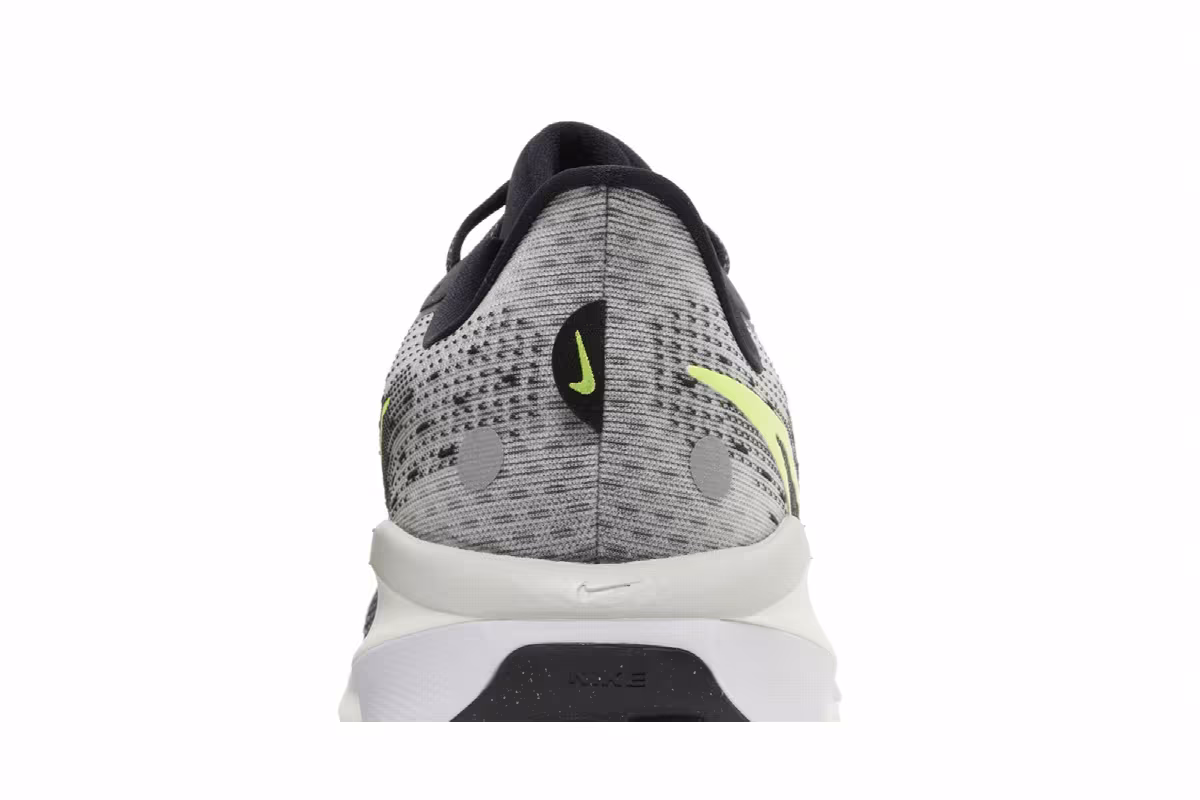 Nike Vomero 17 Black Volt, view 8