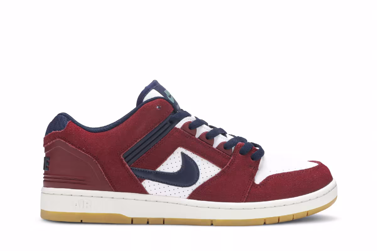 Nike Air Force 2 Low SB Team Red Obsidian, view 2