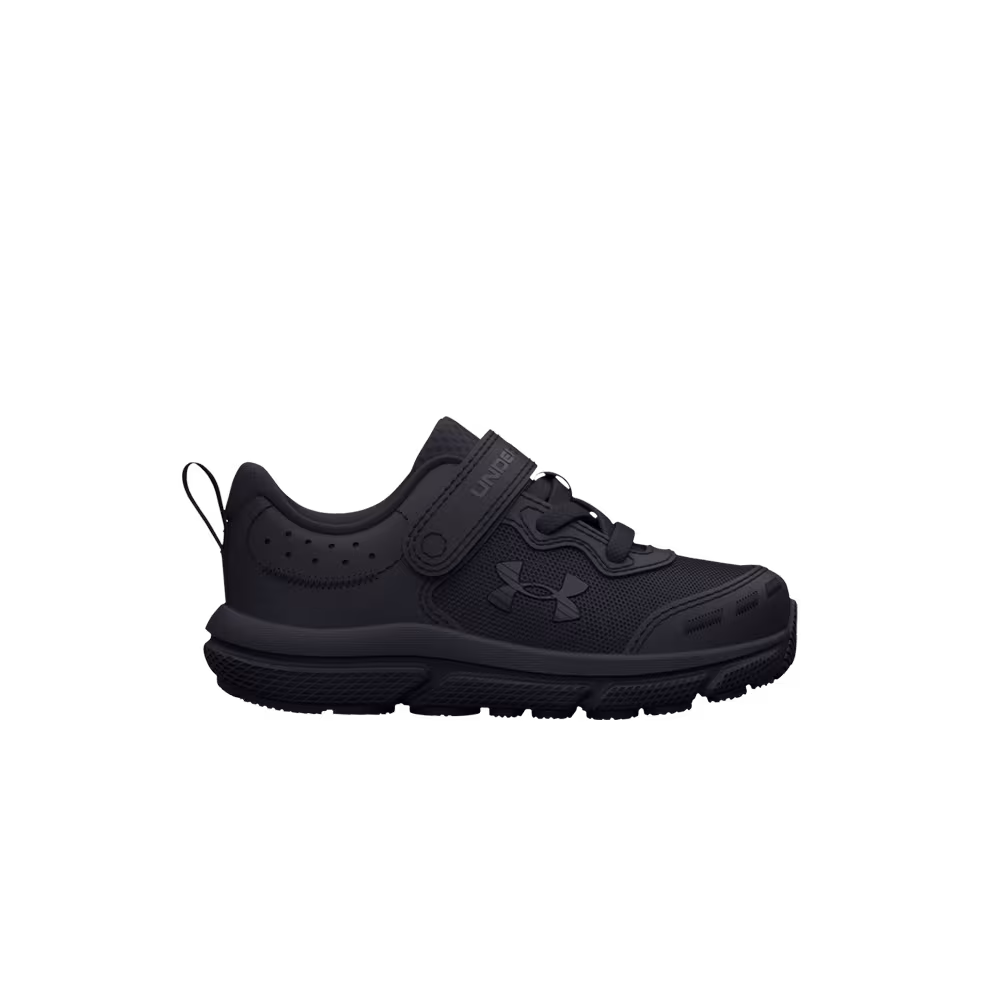 Under Armour Assert 10 AC TD Triple Black